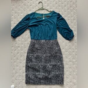 Green black white dress Small